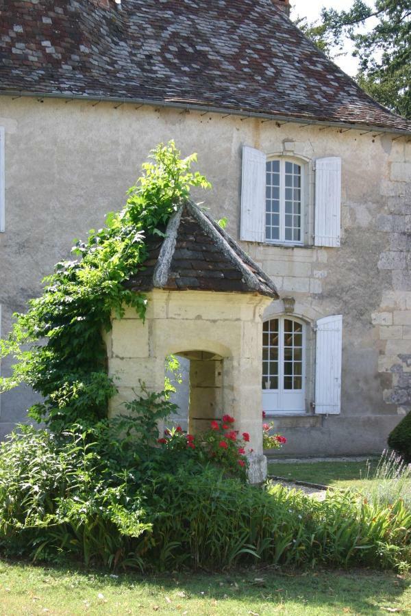Château La Gentilhommière du Puits Notre-Dame 30 rue de l'église 24110 Saint Léon sur l'Isle Exterior foto