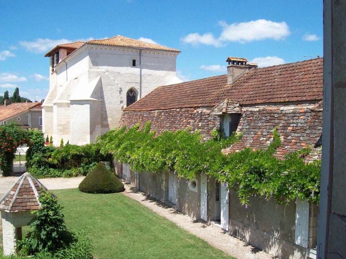 Château La Gentilhommière du Puits Notre-Dame 30 rue de l'église 24110 Saint Léon sur l'Isle Exterior foto